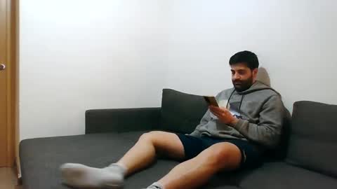 Snapshot of italianboybcn chatting on 12-31-24, 07:07 italianboybcn online show from 12-31-24, 07:07