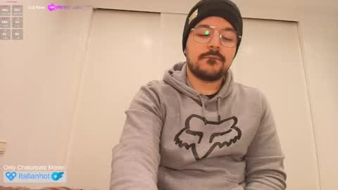 Gio online show from 12-22-25, 08:00