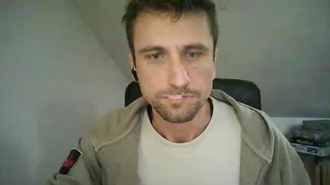 italiano116116 online show from 12-22-25, 10:01