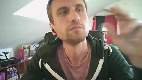 italiano116116 online show from 04-22-26, 03:46