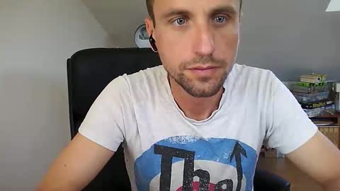 italiano116116 online show from 05-25-26, 08:20