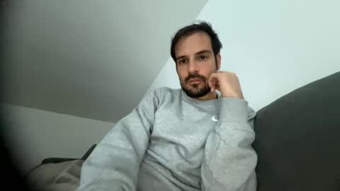 Snapshot of italianoincam89 chatting on 02-28-26, 04:19 italianoincam89 online show from 02-28-26, 04:19