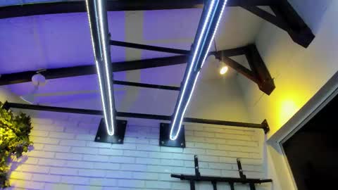 Italo Moore online show from 11-09-25, 11:19