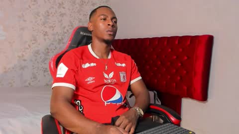 Snapshot of itanxfor chatting on 11-24-25, 01:11 itanxfor online show from 11-24-25, 01:11