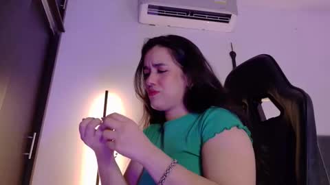 K A R I online show from 04-26-26, 12:52