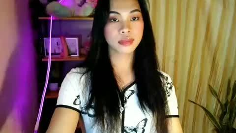 its_chloe20 online show from 06-16-26, 01:58