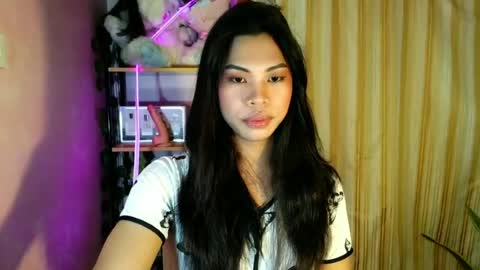 its_chloe20 online show from 06-17-26, 04:41