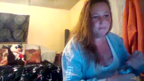 Snapshot of its_kimber chatting on 09-30-25, 05:40 its kimber online show from 09-30-25, 05:40