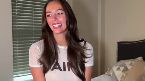 Snapshot of its_laurensworld chatting on 10-03-25, 08:11 BondageYogaPrincess online show from 10-03-25, 08:11