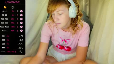 Lily online show from 11-16-25, 10:04