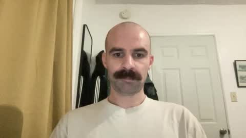 Snapshot of its_me_adam_9 chatting on 11-04-25, 11:48 its_me_adam_9 online show from 11-04-25, 11:48