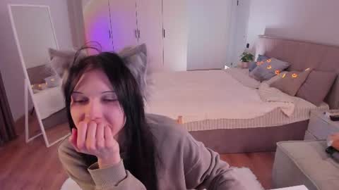 Yami online show from 06-19-26, 01:37
