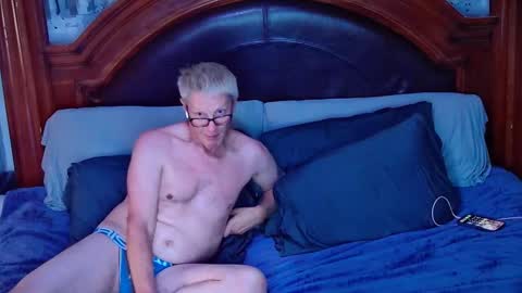 Snapshot of itsallaboutme68 chatting on 10-07-25, 07:05 Just John online show from 10-07-25, 07:05