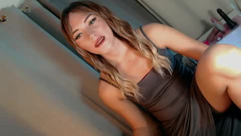 Snapshot of itsapril99913551 chatting on 06-19-26, 04:00 April online show from 06-19-26, 04:00