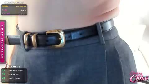 itschloelaurent online show from 07-14-26, 08:36