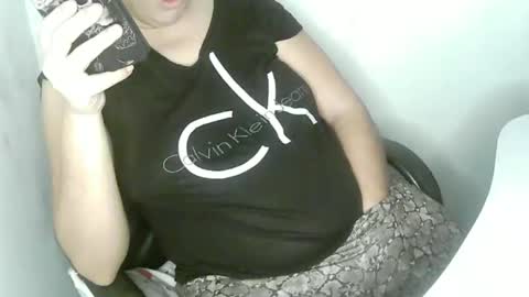 Foxy online show from 02-01-26, 07:40