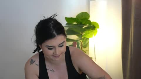 Kendra online show from 05-02-26, 11:37