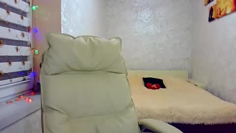 itslunaday online show from 02-19-25, 06:32