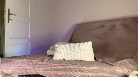 Snapshot of itsmaxxbaby chatting on 04-06-26, 04:57 Maxx online show from 04-06-26, 04:57