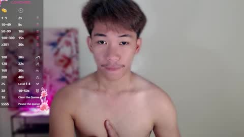 itsme_cxhennn online show from 11-19-25, 04:01