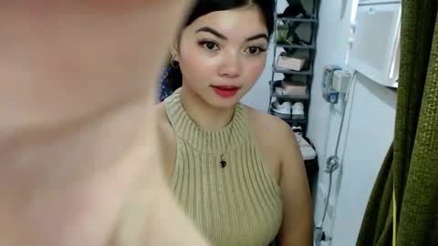 Snapshot of itsme_jo chatting on 05-28-26, 11:46 itsme_jo online show from 05-28-26, 11:46