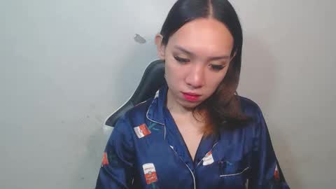 Snapshot of itsmehotqueen chatting on 10-07-25, 11:40 itsmehotqueen online show from 10-07-25, 11:40