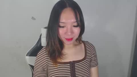 Snapshot of itsmehotqueen chatting on 10-11-25, 03:06 itsmehotqueen online show from 10-11-25, 03:06