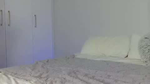 Jade online show from 02-11-26, 08:25