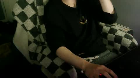 itsnotliam834 online show from 10-19-25, 02:12