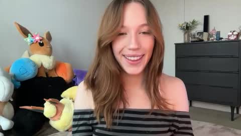 Snapshot of itssheababy chatting on 03-07-26, 03:20 Shea online show from 03-07-26, 03:20