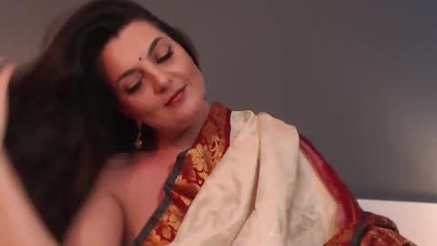 Melissa Khaan online show from 06-05-26, 01:17