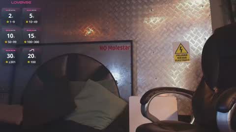 itszairen online show from 02-11-26, 04:17