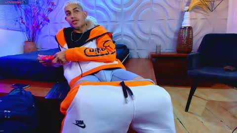 itszairen online show from 04-26-26, 01:14