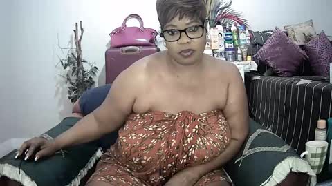 itumeleng74 online show from 01-22-25, 07:03