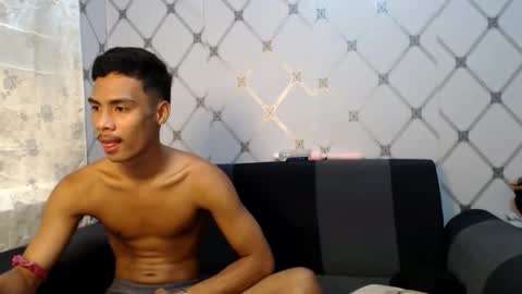 Snapshot of itzme_urboy chatting on 04-03-26, 01:14 itzme_urboy online show from 04-03-26, 01:14