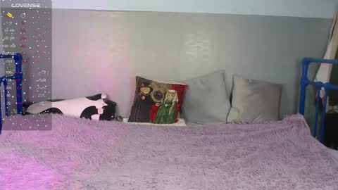 Snapshot of ivamayy chatting on 12-15-25, 09:24 Sasha online show from 12-15-25, 09:24