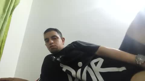 Snapshot of ivanfpc93 chatting on 10-29-25, 05:10 ivanfpc93 online show from 10-29-25, 05:10