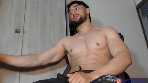 Snapshot of ivanhot279 chatting on 06-20-26, 05:32 ivanhot279 online show from 06-20-26, 05:32