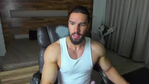 IvanHydee online show from 07-18-26, 04:38