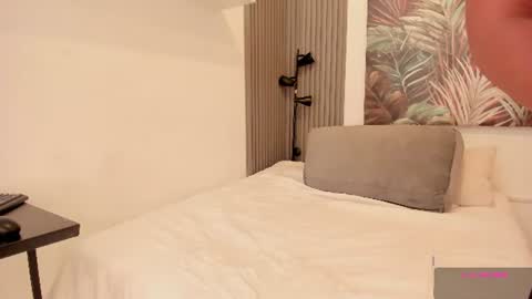 ivania_lua online show from 07-08-26, 11:37