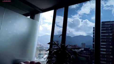 Ivanna West online show from 10-26-25, 01:28