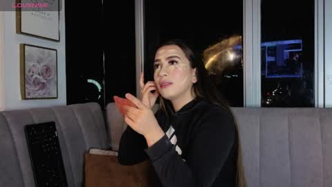 Snapshot of ivanna_west chatting on 05-14-26, 10:00 Ivanna West online show from 05-14-26, 10:00