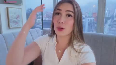 Snapshot of ivanna_west chatting on 05-27-26, 12:02 Ivanna West online show from 05-27-26, 12:02