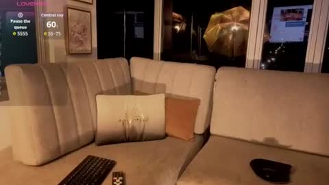 Snapshot of ivanna_west chatting on 06-09-26, 10:05 Ivanna West online show from 06-09-26, 10:05