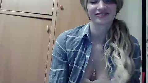 Snapshot of ivetta911 chatting on 11-12-25, 01:55 ivetta911 online show from 11-12-25, 01:55