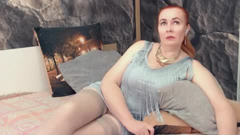 Snapshot of ivettasplash chatting on 11-24-25, 01:38 IrennaSplash online show from 11-24-25, 01:38