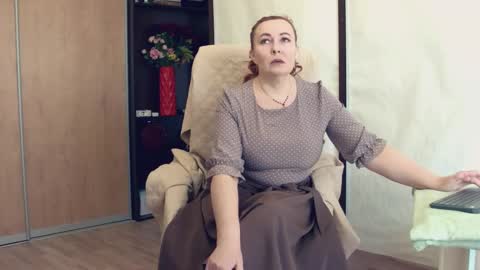 IrennaSplash online show from 03-10-26, 01:43