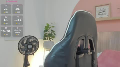 I V E T T E online show from 04-09-26, 07:41