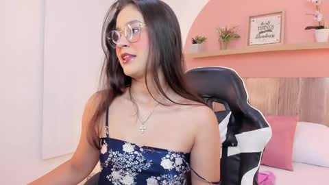 I V E T T E online show from 04-20-26, 07:37