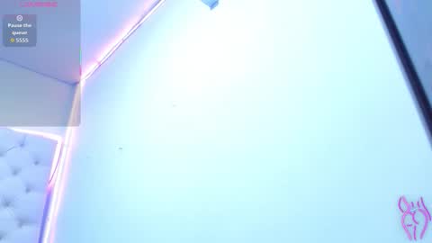 Snapshot of ivone_rose_ chatting on 10-03-25, 12:13 Ivon online show from 10-03-25, 12:13